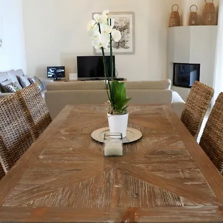 Euphoria Retreat Villa Mánganos