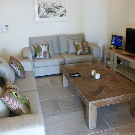 Villa Euphoria Retreat Manganos