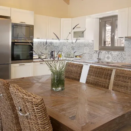 Villa Euphoria Retreat Mánganos